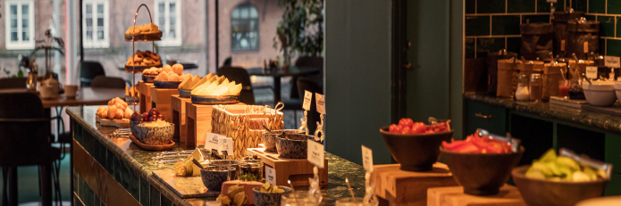 Frukostbuffé på Seasons