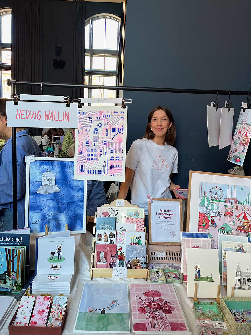 Hedvig Wallin är en illustratör och grafisk formgivare från Göteborg