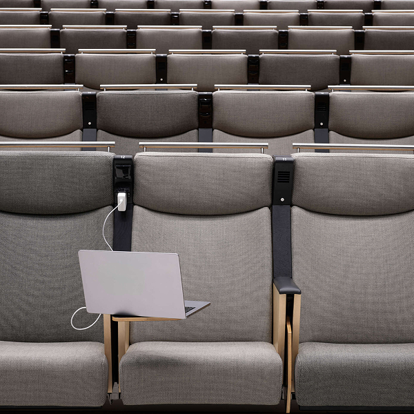 Seating in Congress Hall