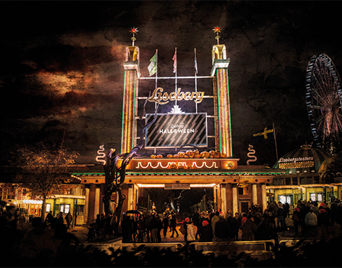 Lisebergs huvudentré under Halloween på Liseberg